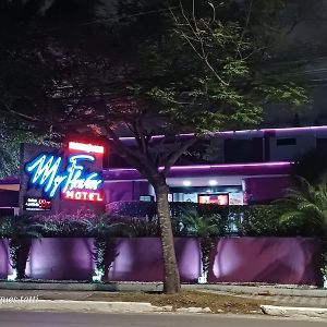 Motel My Flowers 2
