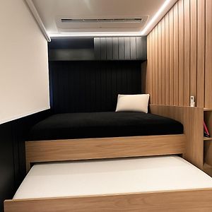 Studio 210 - Luxurious & Stylish Stay Fot Up To 4 Guests